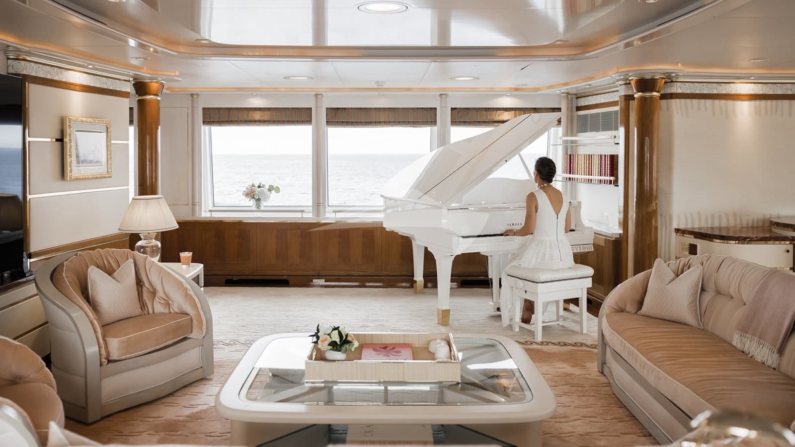 OLYMPUS, Aufnahme aus dem Yachtportfolio 21