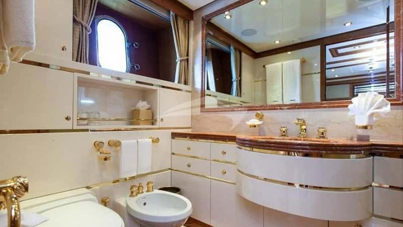 INVADER 50m motor yacht charter, photo 7