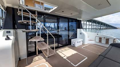HAPPY PLACE 13m motor yacht charter, photo 12