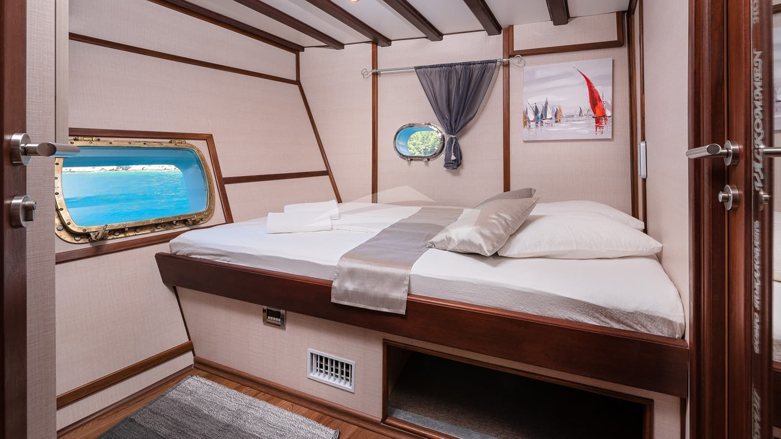 LUCKY YOU, photo from the yacht portfolio 11
