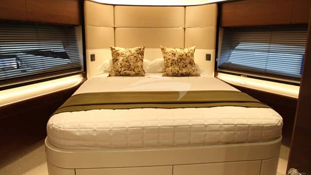 LEMON NOT LIME yacht charter photo 5