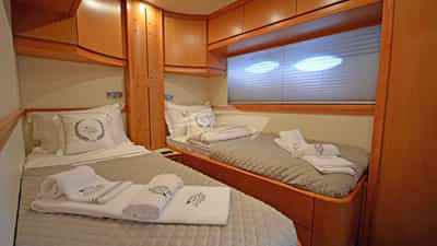 Twin Cabin