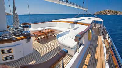 Deck Area and Seating