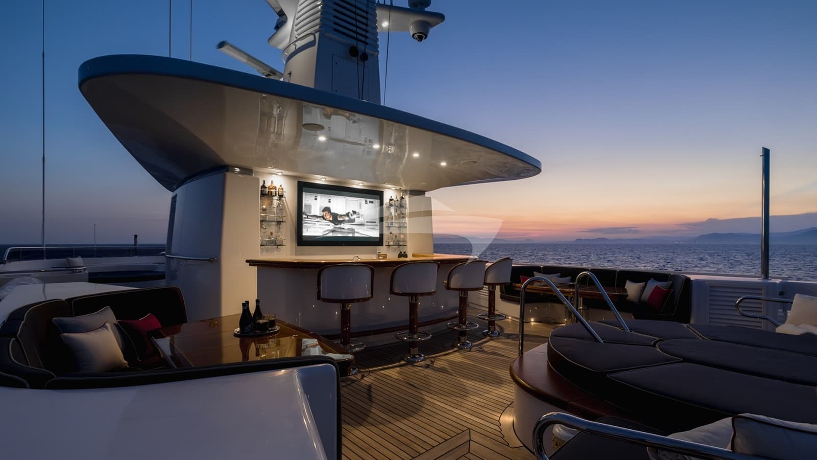 OLYMPUS, Aufnahme aus dem Yachtportfolio 26