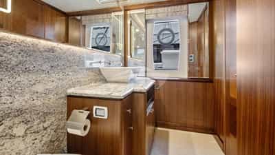Master ensuite
