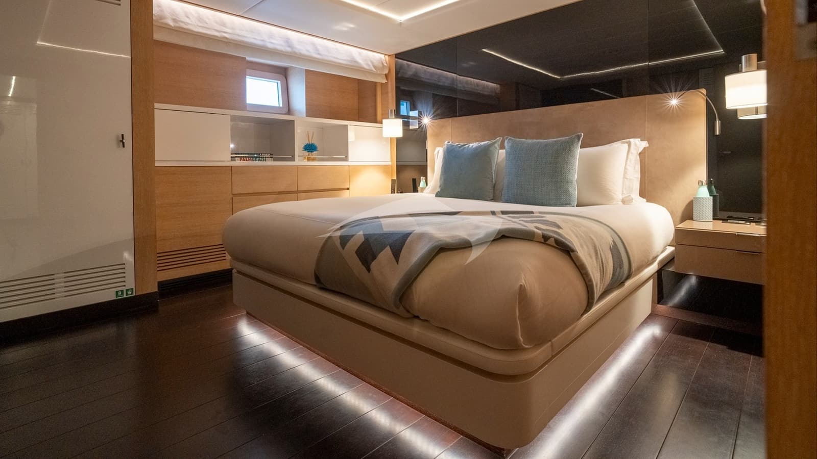 BON VIVANT, photo from the yacht portfolio 18