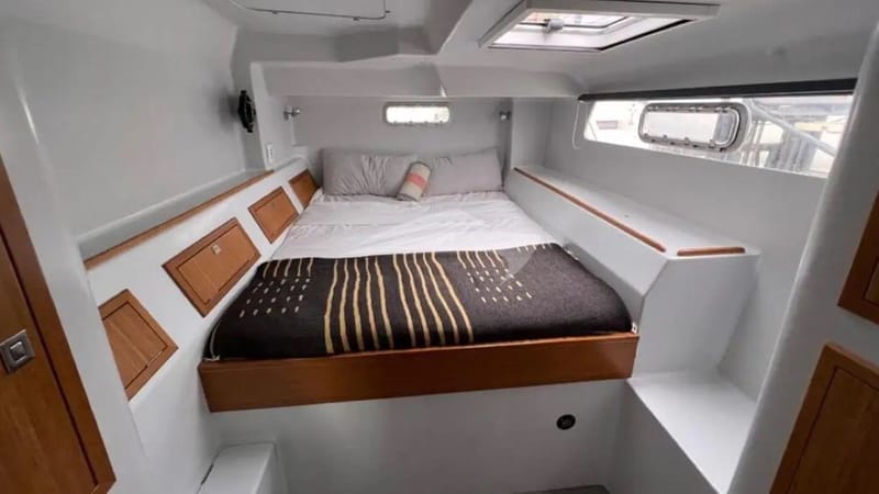 Port aft kings suite