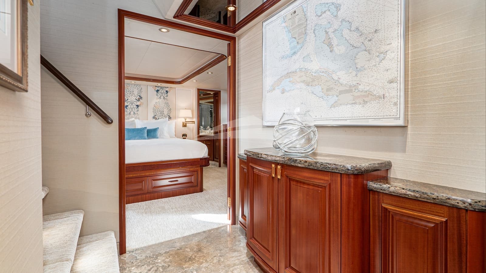 BETH ANN, photo from the yacht portfolio 18