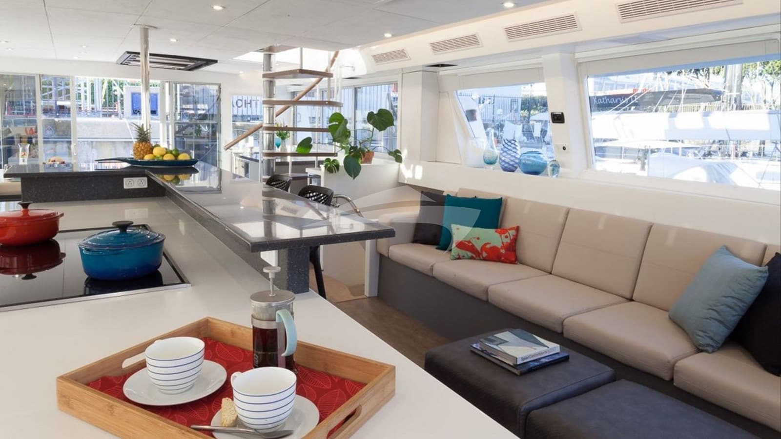 OUT OF OFFICE, Aufnahme aus dem Yachtportfolio 5