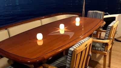 Aft deck dining and cockpit