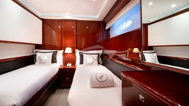 MOLLY MALONE 29m motor yacht charter, photo 8