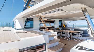 Cockpit Dining