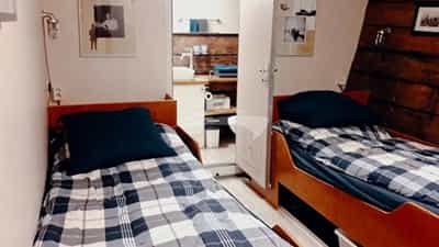 Twin Cabin