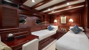 Twin Cabin