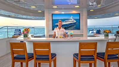 Deck Bar