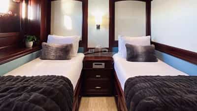 Twin Cabin