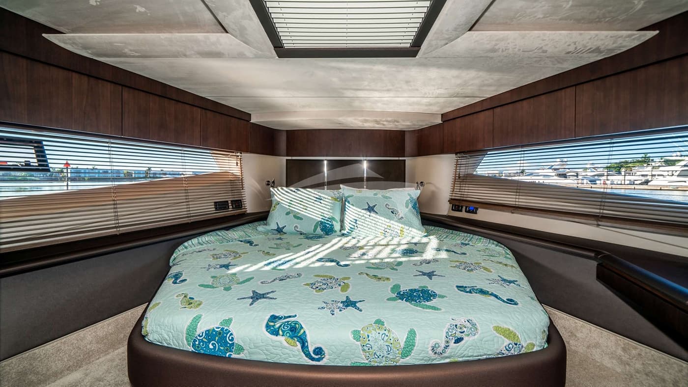 RECORD YEAR, photo from the yacht portfolio