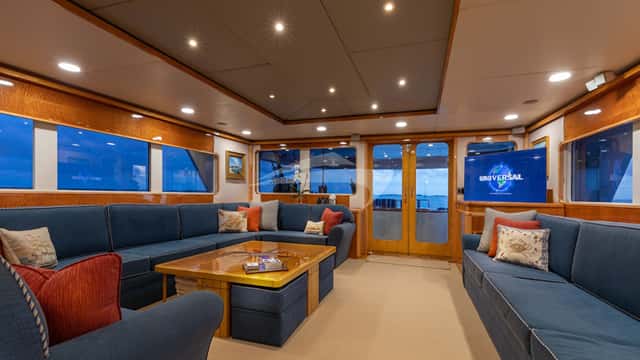 RENA yacht charter photo 5