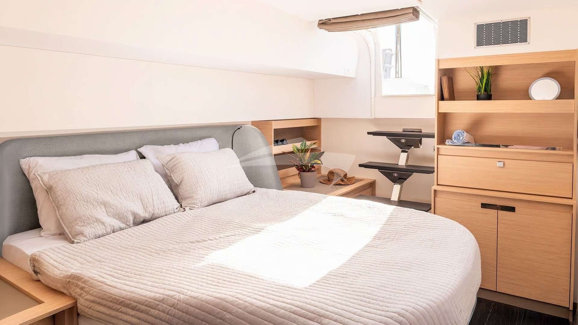 Guest Cabin