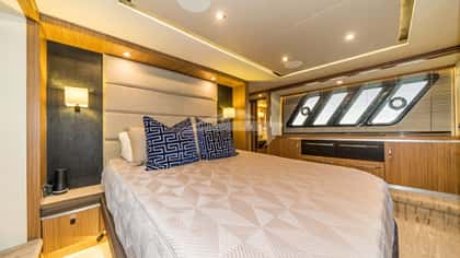 KRAKEN 20m motor yacht charter, photo 11