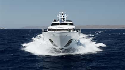 BELLINI 30m motor yacht charter, photo 11