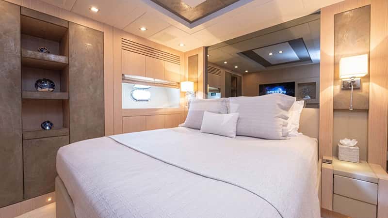 TOTAL 33m motor yacht charter, photo 7