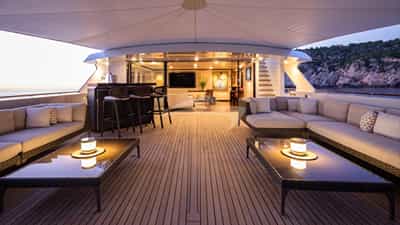Upper Deck