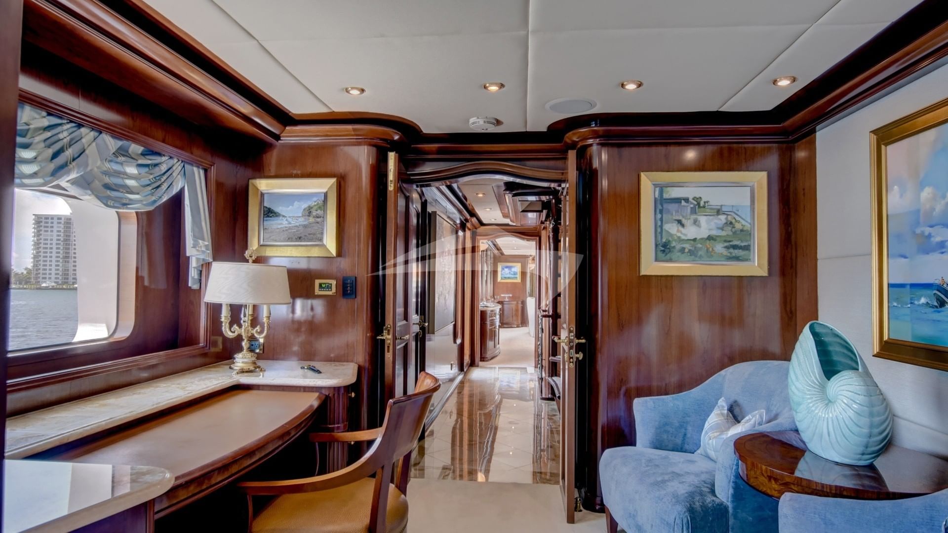 Master stateroom office