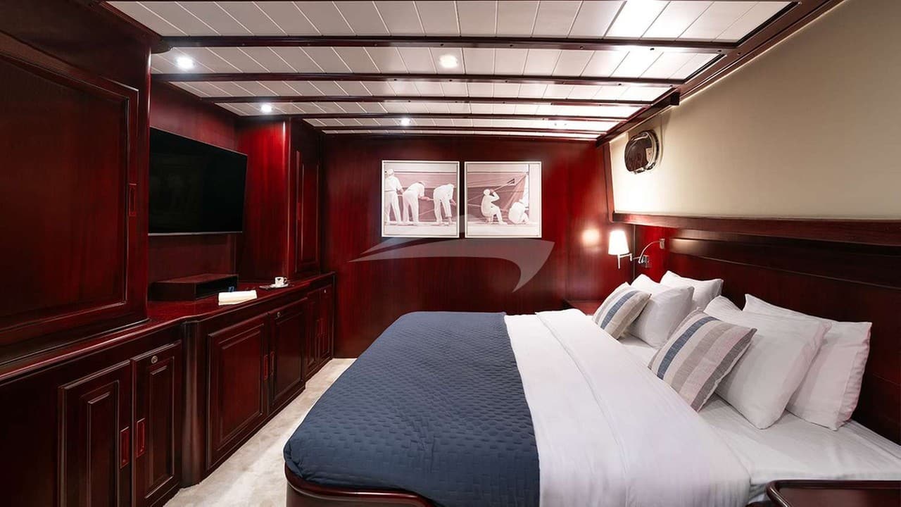 ALWAYS SMILE, photo from the yacht portfolio 15