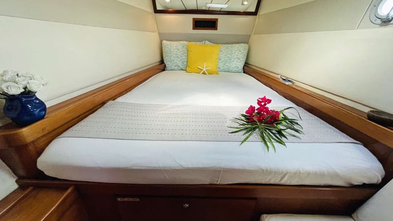 Forward guest suite