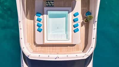 Aerial view jacuzzi