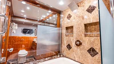 Master Ensuite, his/hers