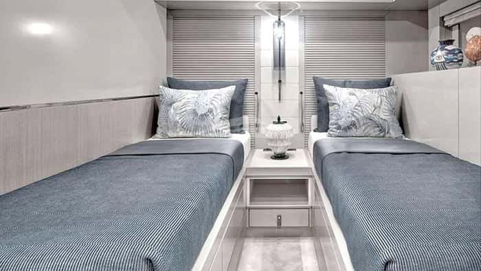 NORMAN'S T4 21m motor yacht charter, photo 2