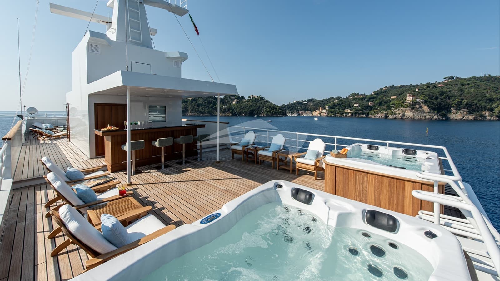BLEU DE NIMES, photo from the yacht portfolio 27