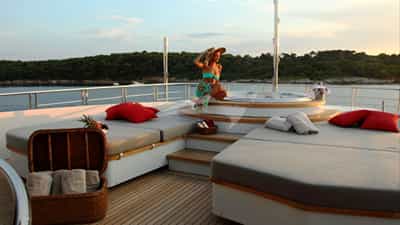 Jacuzzi deck