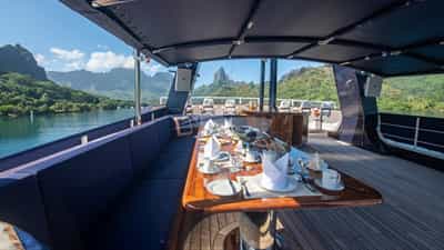 Deck Dining