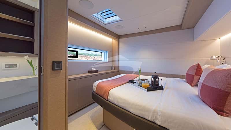 DAIQUIRI 21m sailing yacht charter, photo 10