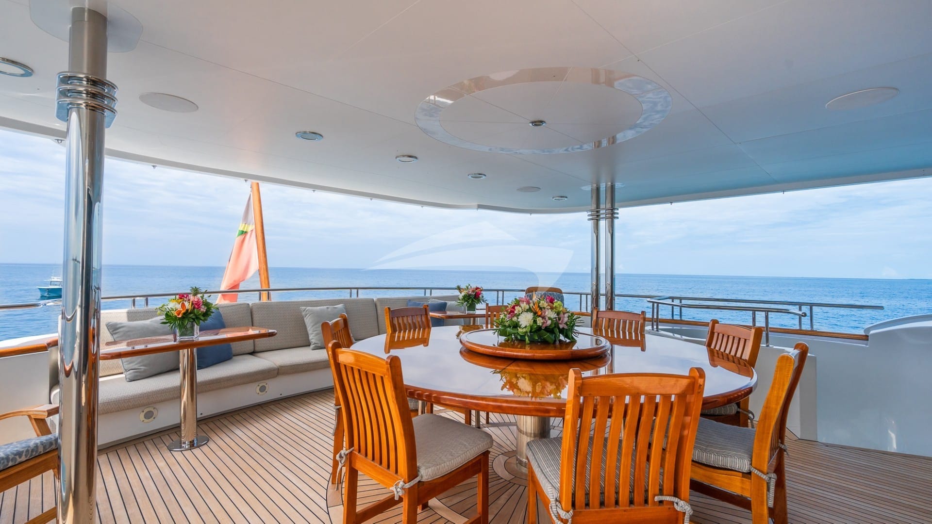 MAIN DECK AFT DINNING