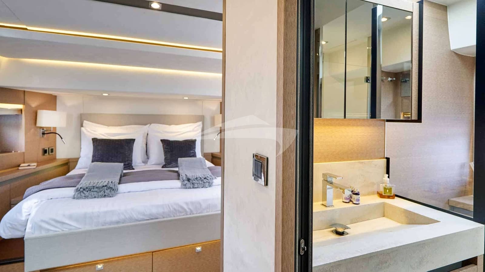 SIMULL, photo from the yacht portfolio 8