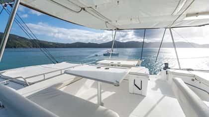 NAUTI DOGS 5.4 17m sailing yacht charter, photo 11