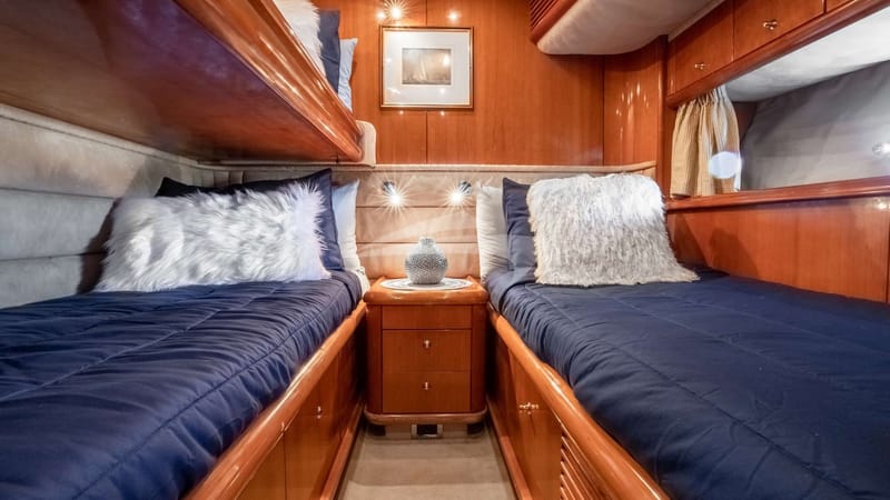 Twin Cabin