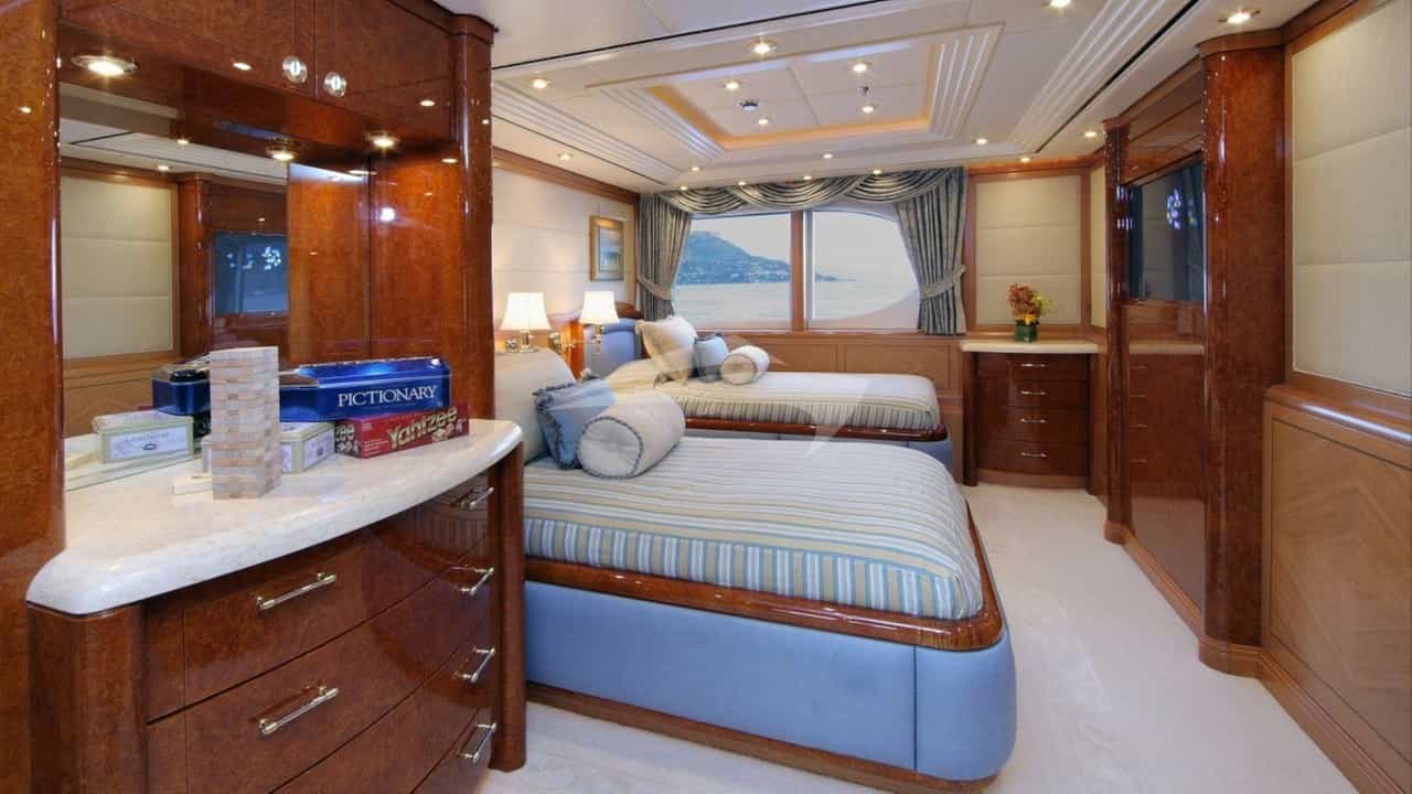 Twin Cabin