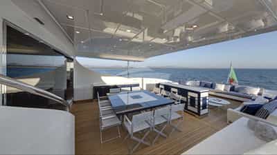 Al Fresco Dining