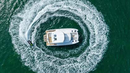 INNER PEACE 16m motor yacht charter, photo 11