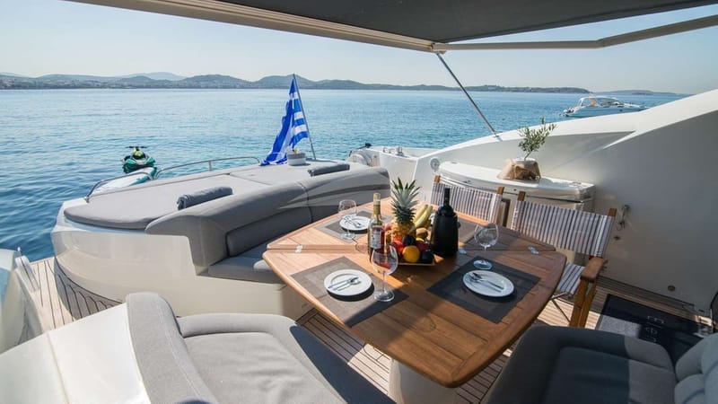 Deck Dining