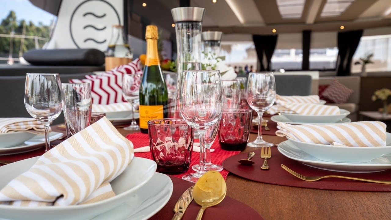 Charter Yacht VIENNA - dining table set for 10