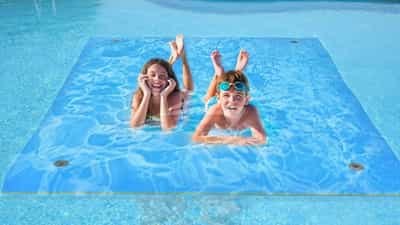 Floating Mats