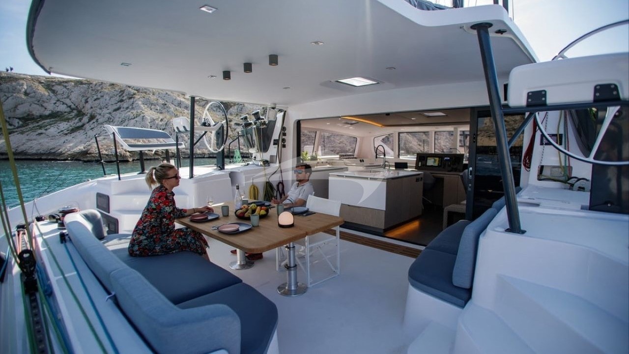 Boat exterior