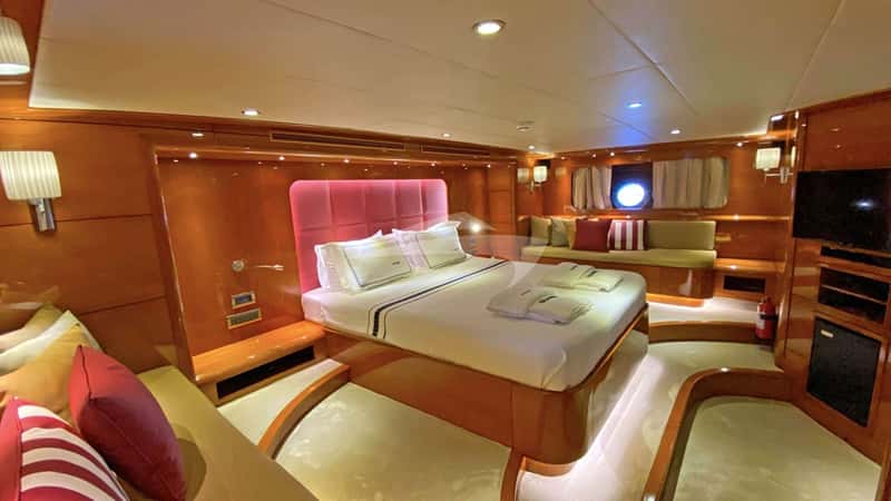 GULMARIA 37m motor yacht charter, photo 6