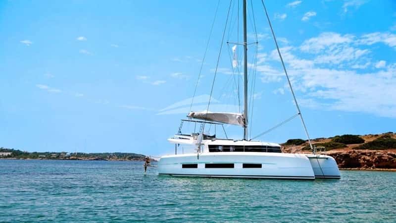 WALK'N ON SUNSHINE 15m sailing yacht charter, photo 10
